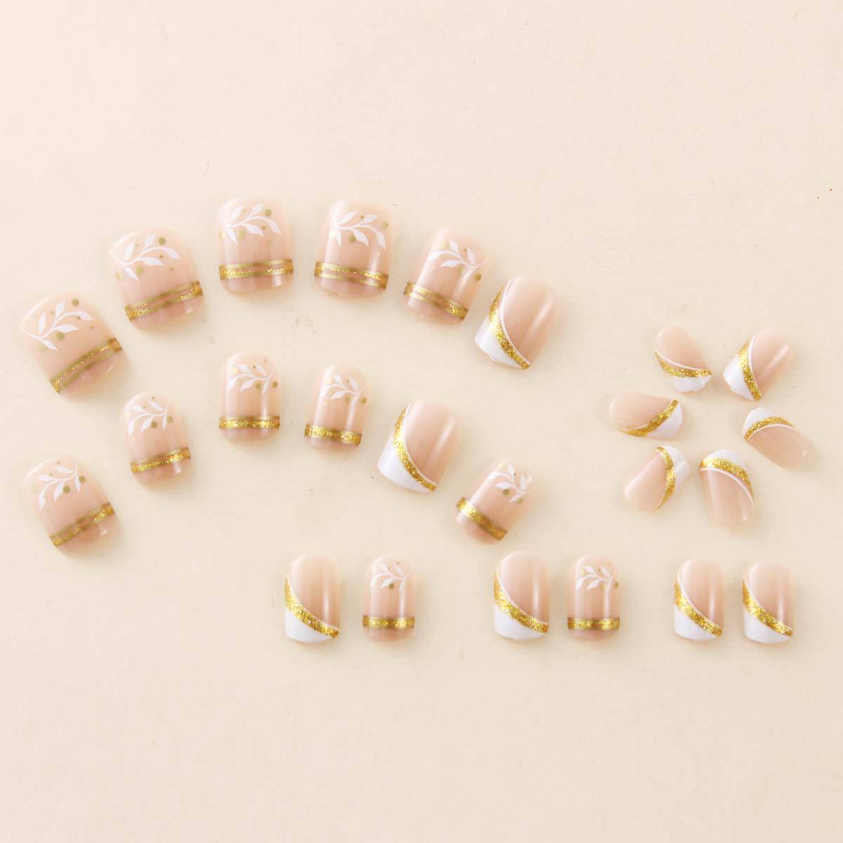 Nude Short Square Press On Nai - Nail Art Design 评论和价格