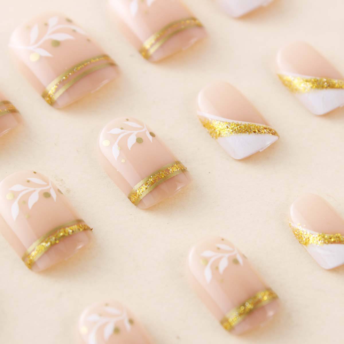 Nude Short Square Press On Nai - Nail Art Design 评论和价格